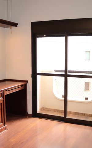 Apartamento à venda com 300m², 4 quartos e 4 vagasSuíte 1