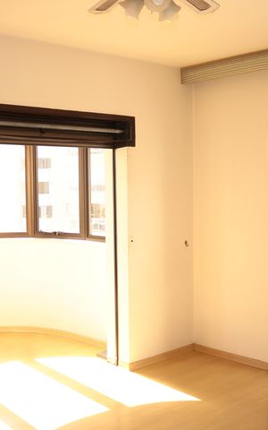 Apartamento à venda com 300m², 4 quartos e 4 vagasQuarto