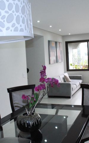 Apartamento à venda com 240m², 2 quartos e 3 vagasSala