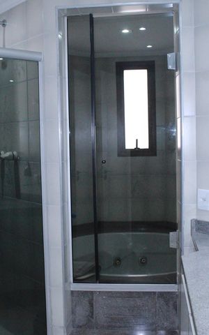 Apartamento à venda com 240m², 2 quartos e 3 vagasBanheiro Suíte