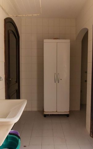 Casa à venda com 190m², 4 quartos e 2 vagas Casa à venda com 190m², 4 quartos e 2 vagasÁrea de Serviço