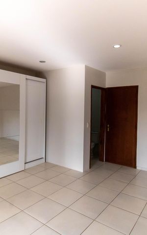 Casa à venda com 190m², 4 quartos e 2 vagas Casa à venda com 190m², 4 quartos e 2 vagasSuíte 1
