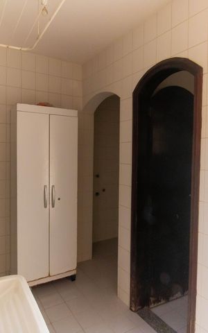 Casa à venda com 190m², 4 quartos e 2 vagas Casa à venda com 190m², 4 quartos e 2 vagasÁrea de Serviço