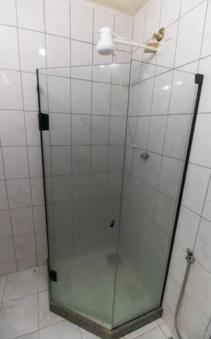 Casa à venda com 190m², 4 quartos e 2 vagas Casa à venda com 190m², 4 quartos e 2 vagasBanheiro Social