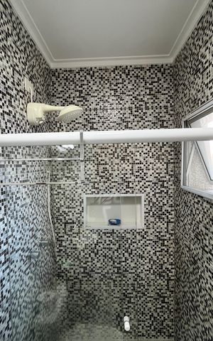 Casa à venda com 308m², 4 quartos e 4 vagasBanheiro da Suíte 2