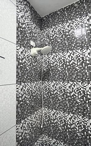 Casa à venda com 308m², 4 quartos e 4 vagasBanheiro de serviço