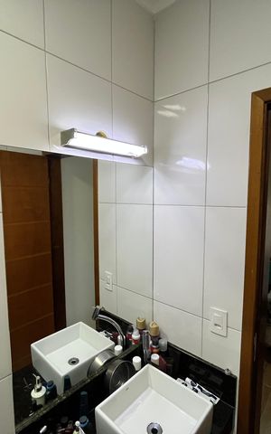 Casa à venda com 308m², 4 quartos e 4 vagasBanheiro da Suíte 1
