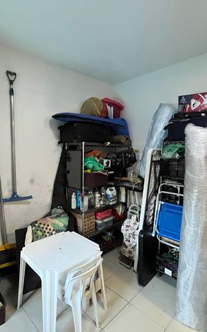 Casa à venda com 308m², 4 quartos e 4 vagasQuarto de Serviço