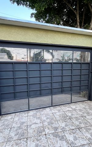 Casa à venda com 308m², 4 quartos e 4 vagasGaragem