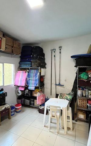 Casa à venda com 308m², 4 quartos e 4 vagasQuarto de Serviço