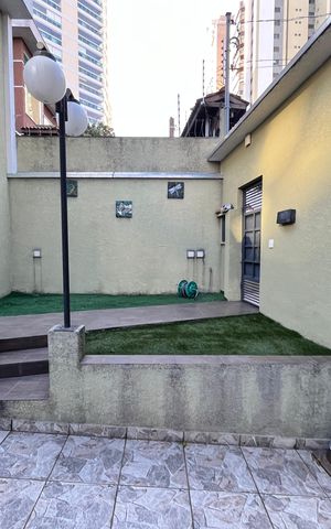 Casa à venda com 308m², 4 quartos e 4 vagasGaragem