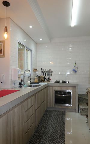 Apartamento à venda com 106m², 2 quartos e 2 vagasCozinha
