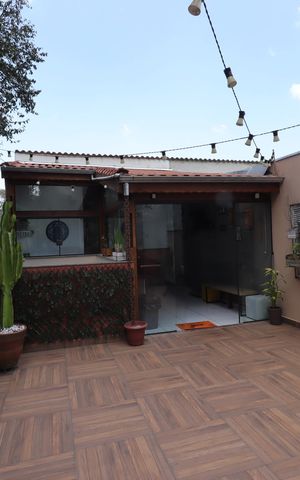 Apartamento à venda com 106m², 2 quartos e 2 vagasQuintal