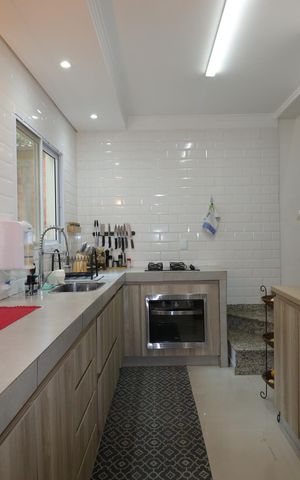 Apartamento à venda com 106m², 2 quartos e 2 vagasCozinha