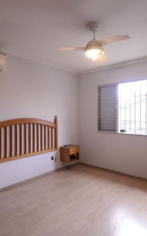 Casa à venda com 236m², 4 quartos e 2 vagas Casa à venda com 236m², 4 quartos e 2 vagasSuíte 1