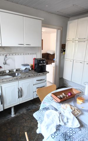Casa à venda com 97m², 3 quartos e 2 vagasCasa 2 - Cozinha