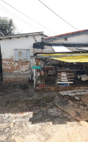 Casa à venda com 97m², 3 quartos e 2 vagasQuarto 3 - Vista