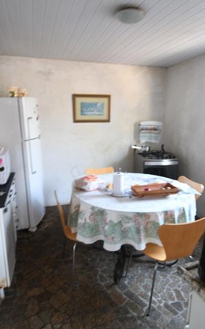 Casa à venda com 97m², 3 quartos e 2 vagasCasa 2 - Cozinha