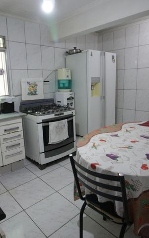 Casa à venda com 132m², 3 quartos e 2 vagasCozinha