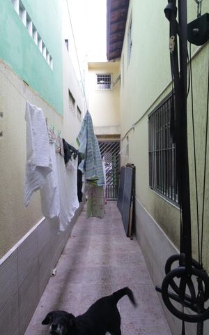 Casa à venda com 132m², 3 quartos e 2 vagasQuintal