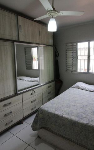 Casa à venda com 132m², 3 quartos e 2 vagasQuarto 