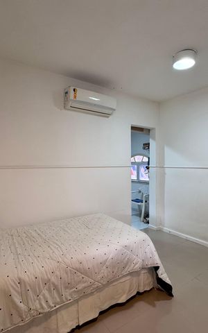 Casa de condomínio à venda com 658m², 3 quartos e 4 vagas Casa de condomínio à venda com 658m², 3 quartos e 4 vagasSuíte 1