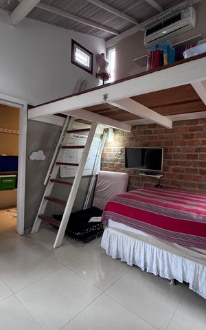 Casa de condomínio à venda com 658m², 3 quartos e 4 vagas Casa de condomínio à venda com 658m², 3 quartos e 4 vagasSuíte 3