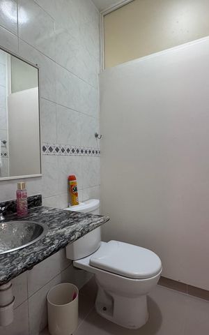 Casa de condomínio à venda com 658m², 3 quartos e 4 vagas Casa de condomínio à venda com 658m², 3 quartos e 4 vagasLavabo
