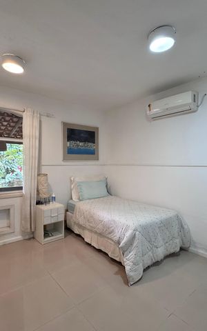 Casa de condomínio à venda com 658m², 3 quartos e 4 vagas Casa de condomínio à venda com 658m², 3 quartos e 4 vagasSuíte 1