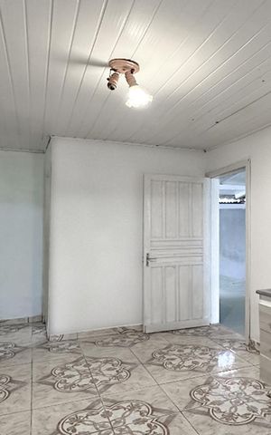 Casa à venda com 92m², 2 quartos e 1 vagaCozinha