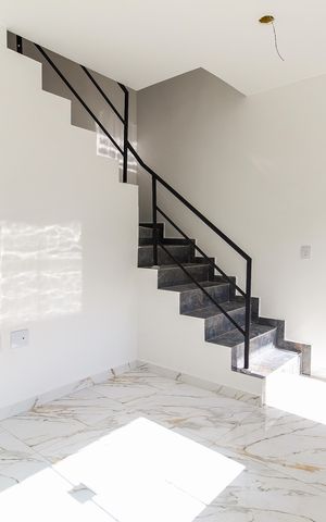 Apartamento à venda com 82m², 2 quartos e 2 vagas Apartamento à venda com 82m², 2 quartos e 2 vagasSala