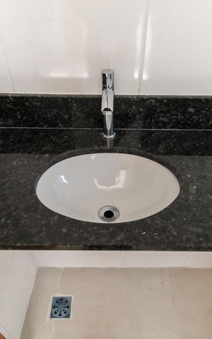 Apartamento à venda com 82m², 2 quartos e 2 vagas Apartamento à venda com 82m², 2 quartos e 2 vagasBanheiro da Suíte 1