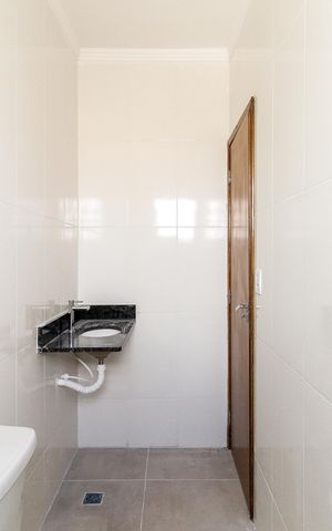 Apartamento à venda com 82m², 2 quartos e 2 vagas Apartamento à venda com 82m², 2 quartos e 2 vagasBanheiro da Suíte 1