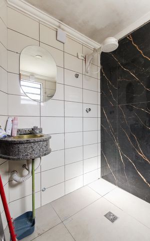 Apartamento à venda com 49m², 2 quartos e 1 vaga Apartamento à venda com 49m², 2 quartos e 1 vagaBanheiro da Suíte