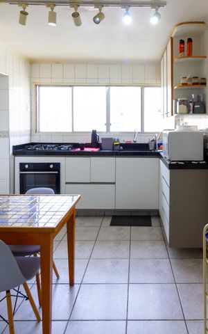 Apartamento à venda com 139m², 4 quartos e 2 vagasCozinha
