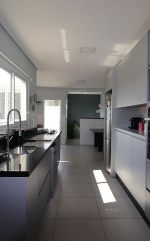 Apartamento para alugar com 104m², 2 quartos e 2 vagasCozinha