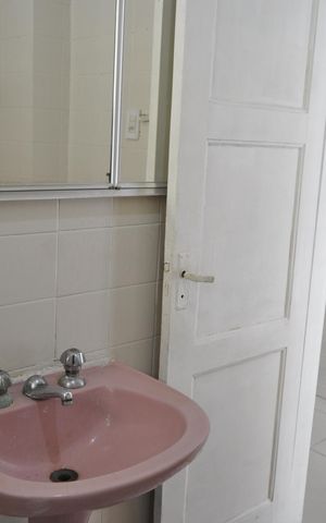Apartamento para alugar com 50m², 2 quartos e sem vagaBanheiro