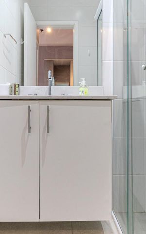 Apartamento para alugar com 30m², 1 quarto e 1 vaga Apartamento para alugar com 30m², 1 quarto e 1 vagaBanheiro