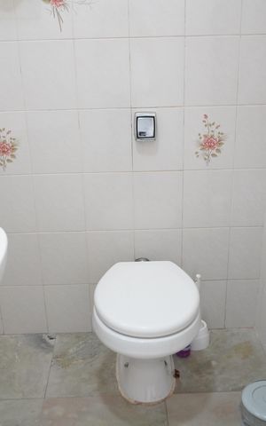 Casa à venda com 180m², 3 quartos e 3 vagasBanheiro Social