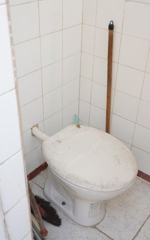 Casa à venda com 180m², 3 quartos e 3 vagasBanheiro de serviço