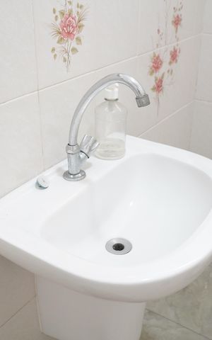 Casa à venda com 180m², 3 quartos e 3 vagasBanheiro Social