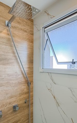 Apartamento à venda com 55m², 2 quartos e 1 vaga Apartamento à venda com 55m², 2 quartos e 1 vagaBanheiro Social