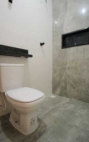 Casa à venda com 140m², 3 quartos e 3 vagasBanheiro da Suíte 2
