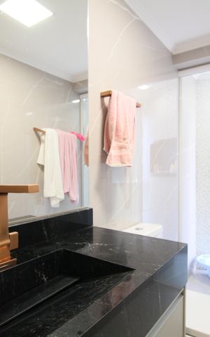 Apartamento à venda com 80m², 3 quartos e 2 vagasBanheiro Suíte 2
