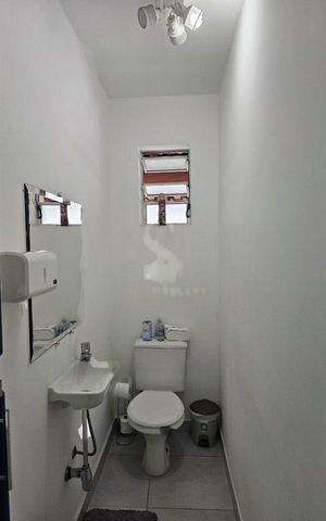 Casa à venda com 140m², 3 quartos e 2 vagas