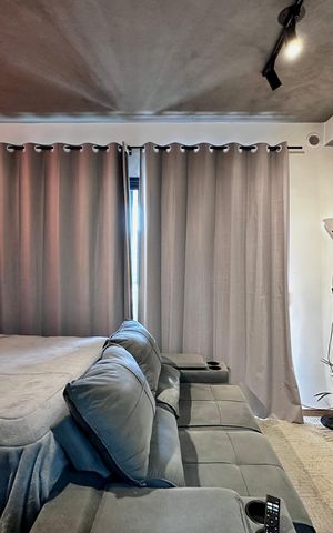 Studio à venda com 28m², 0 quarto e sem vaga Studio à venda com 28m², 0 quarto e sem vagaSala