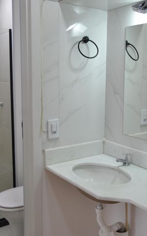 Apartamento à venda com 33m², 1 quarto e sem vagaBanheiro