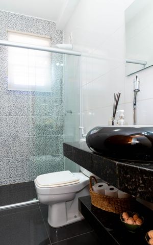 Apartamento à venda com 198m², 3 quartos e 3 vagasBanheiro 1