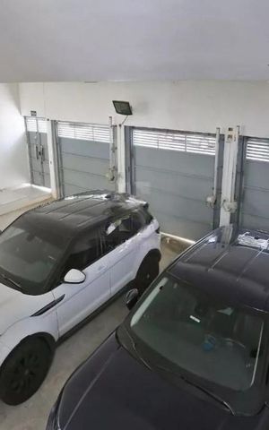 Casa à venda com 50m², 6 quartos e 5 vagas