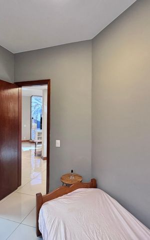 Casa de condomínio à venda com 550m², 4 quartos e 2 vagas Casa de condomínio à venda com 550m², 4 quartos e 2 vagasSuíte 4